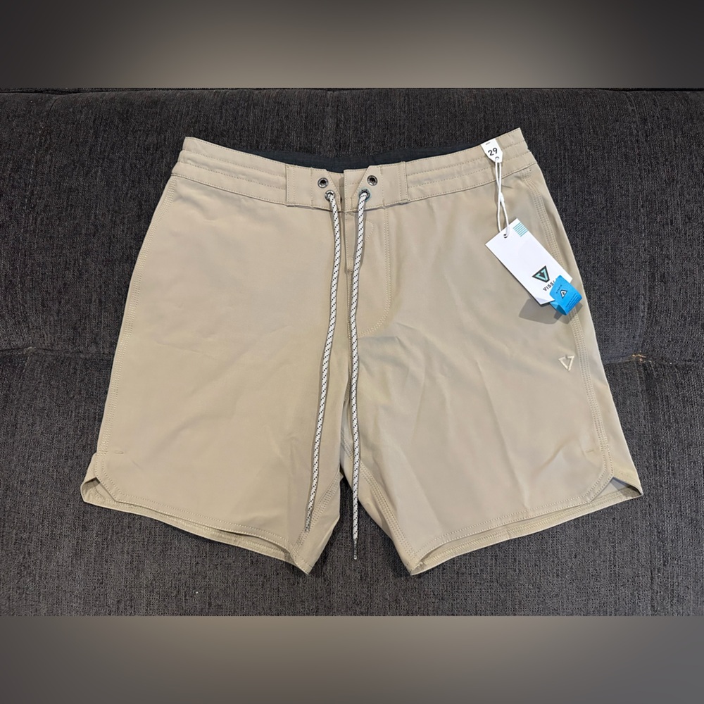 VISSLA Men's Short Sets Boardshorts BNWT